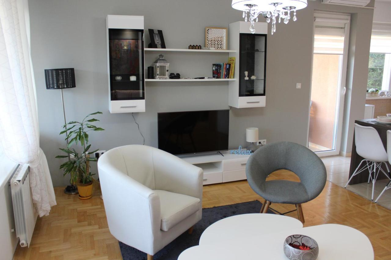 Apartman Diva 图兹拉 外观 照片